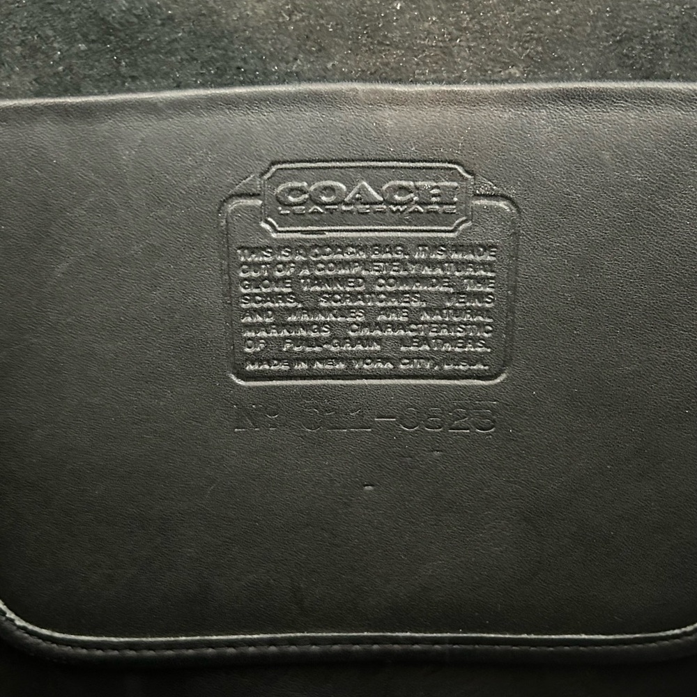 Coach Black Leather Briefcase with Vintage Appeal - Picture 3 of 5